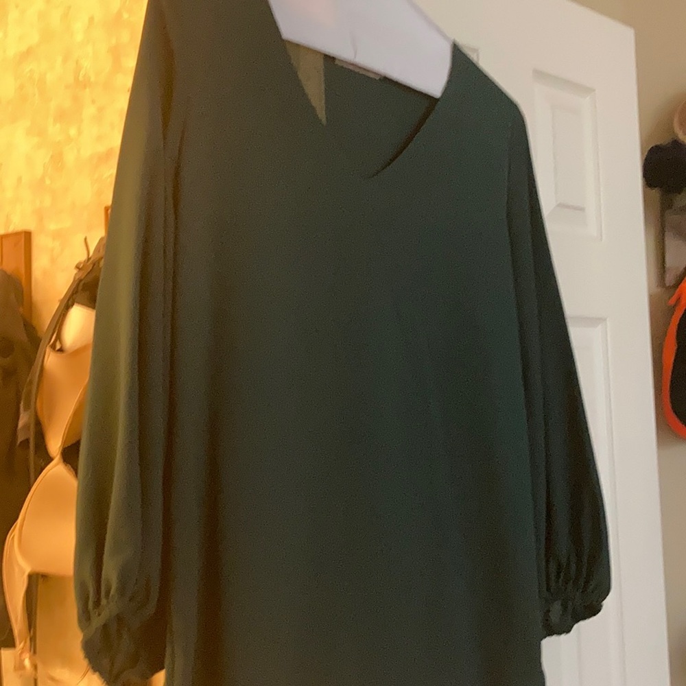 Forest green top